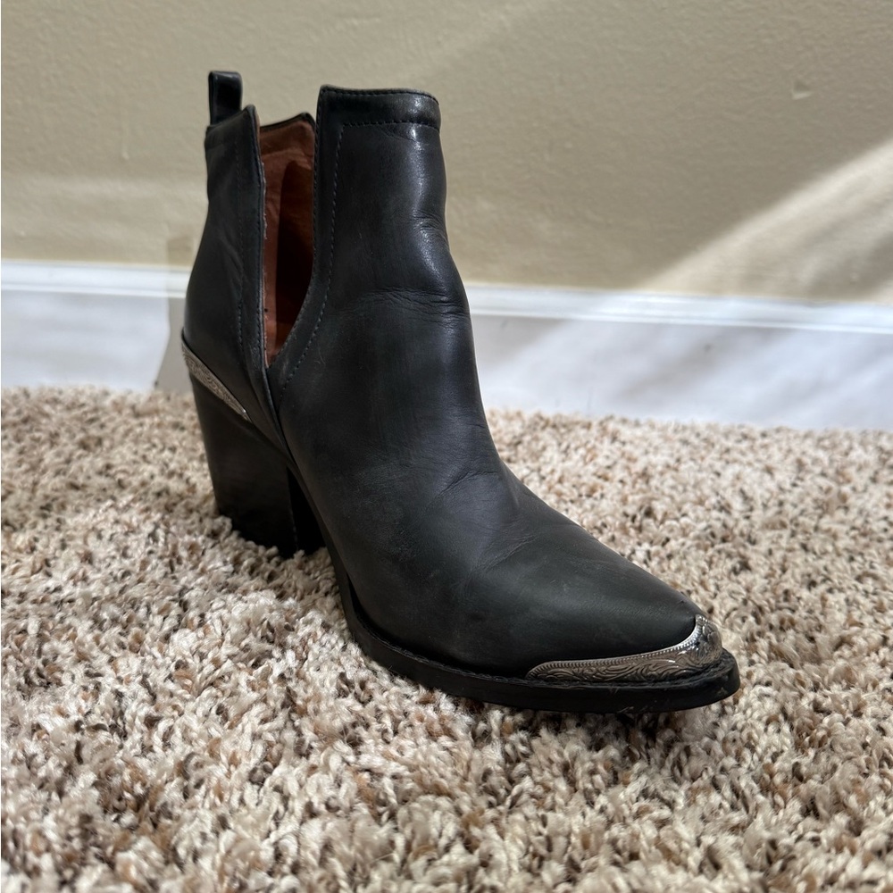 Jeffrey Campbell Cromwell Black Leather WesternAnkle Booties Women’s Size 7